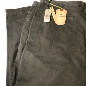 TOMMY BAHAMA. W40.  L32